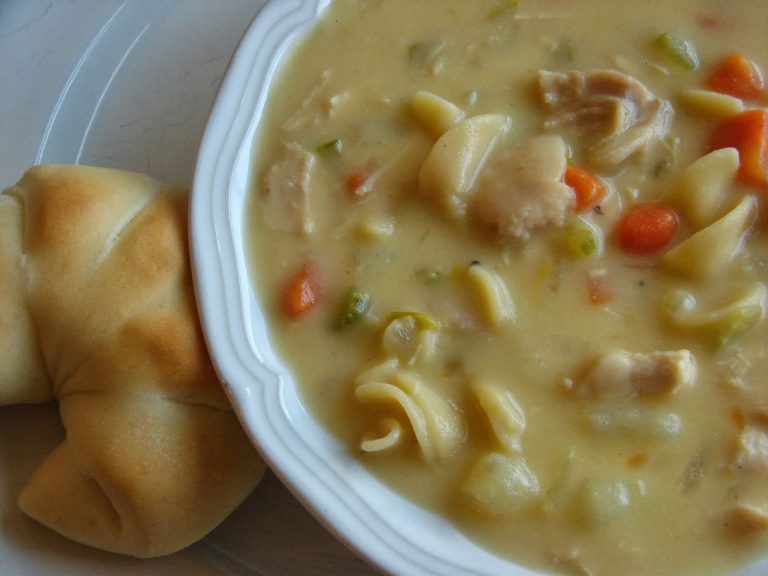 Creamy Chicken Noodle Chowder
