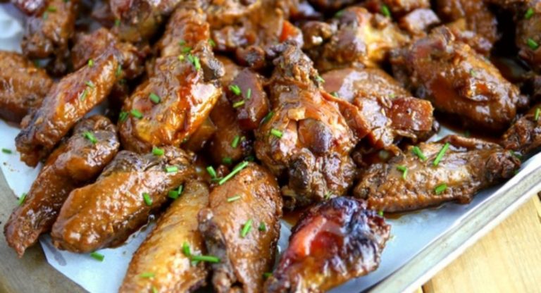 Slow Cooker Honey Pineapple Chicken Wings