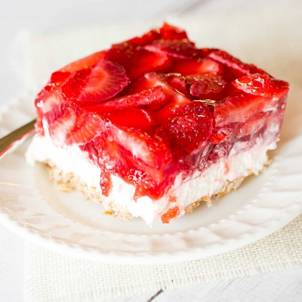 Strawberry Pretzel Salad