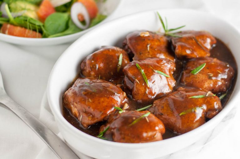 Easy Italian Chicken With Balsamic and Herbs