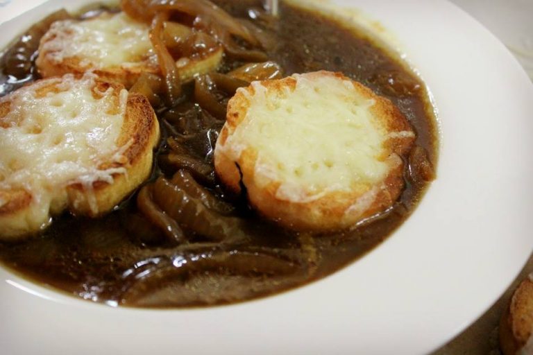 Slow Cooker French Onion Soup