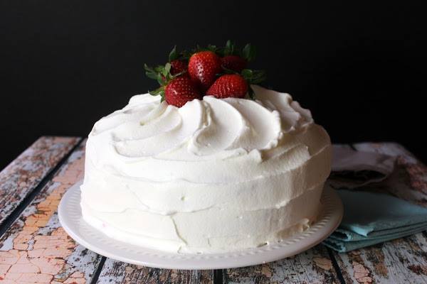 Skinny Strawberry Cake