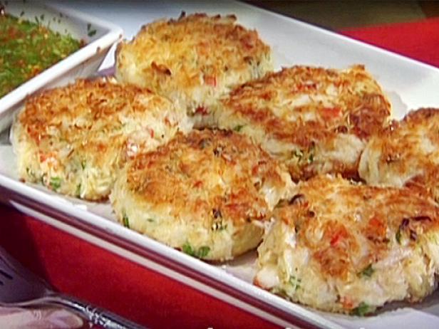JOE’S CRAB SHACK CRAB CAKES – FAMOUS RECIPE
