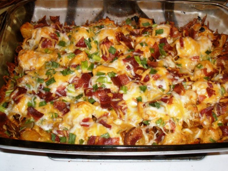 LOADED CHICKEN AND POTATOES CASSEROLE
