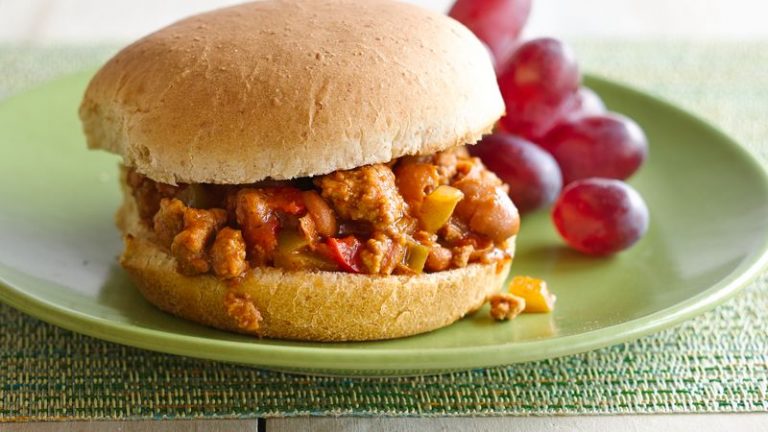 SLOW-COOKER TEX-MEX SLOPPY JOES