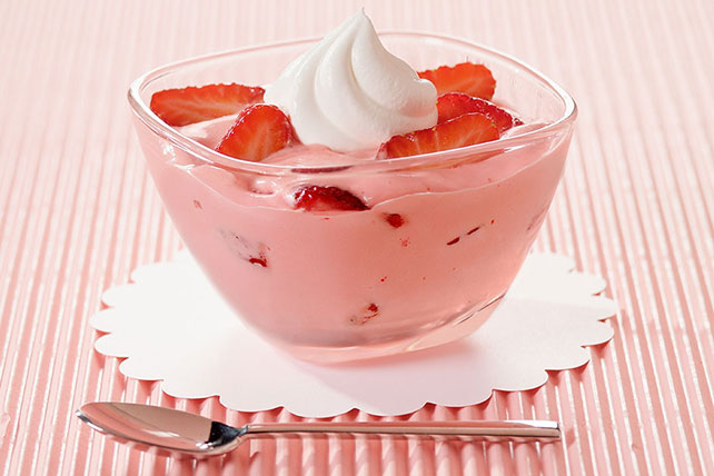 JELLO STRAWBERRY MOUSSE CUPS