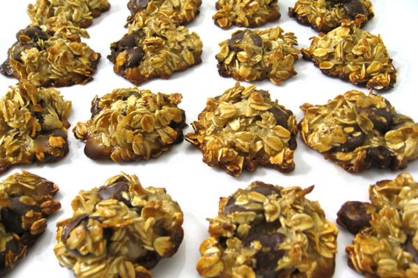 OATMEAL DARK CHOCOLATE CHIPPERS (GLUTEN FREE)