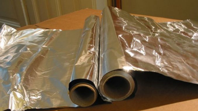 Doctors Are Now Warning: If You Use Aluminum Foil, Stop It Or Face Deadly Consequences