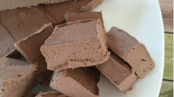 Low Carb Cream Cheese Fudge : Easy to Make Delicious Recipe