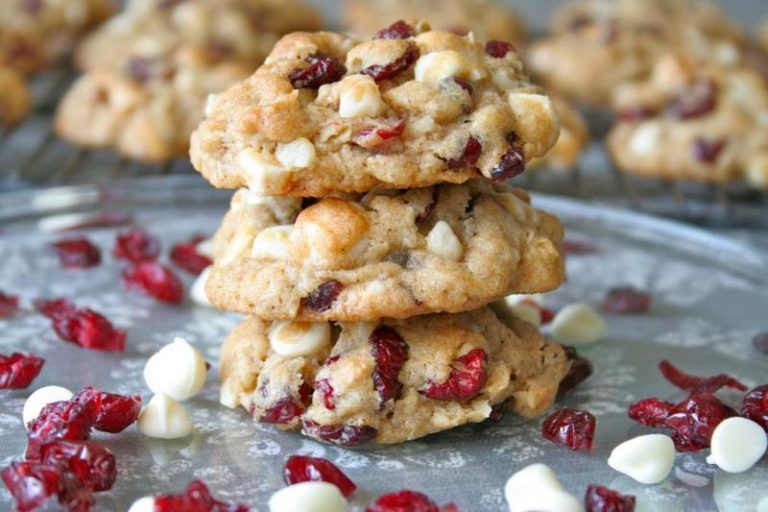 Oatmeal Cranberry-Walnut Cookies