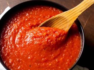 How To Make Fresh Tomato Sauce (Italian Secret Recipe!)