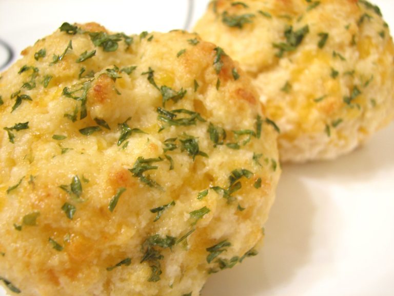Red Lobster Cheddar Biscuits