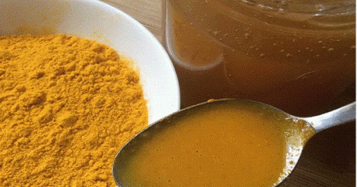 The health benefits of honey and turmeric
