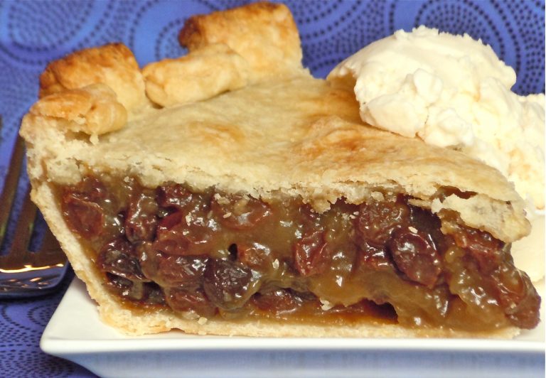 Old Fashioned Raisin Pie!
