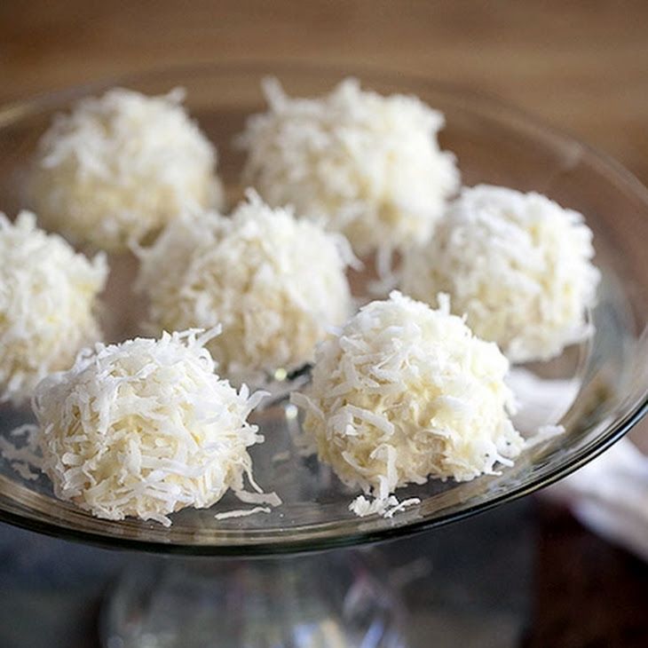 PINEAPPLE COCONUT SNOWBALLS