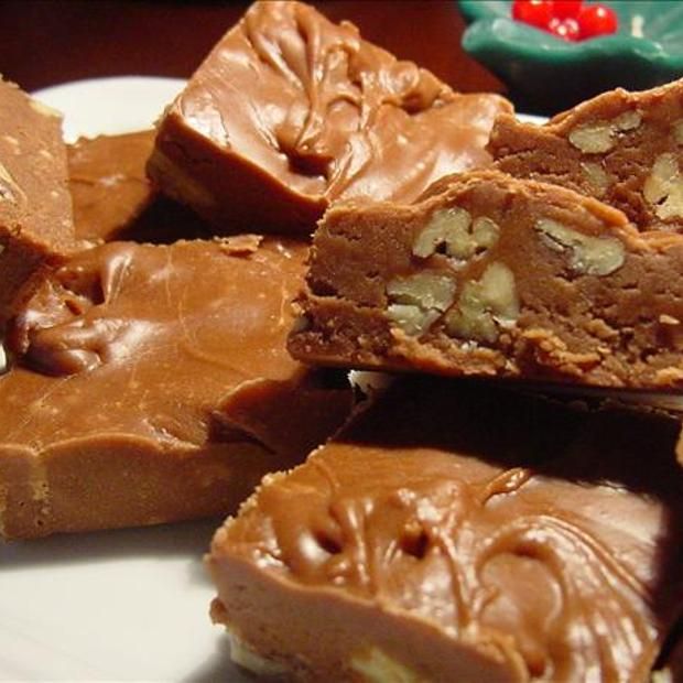 PAULA DEEN’S 5 MINUTE FUDGE