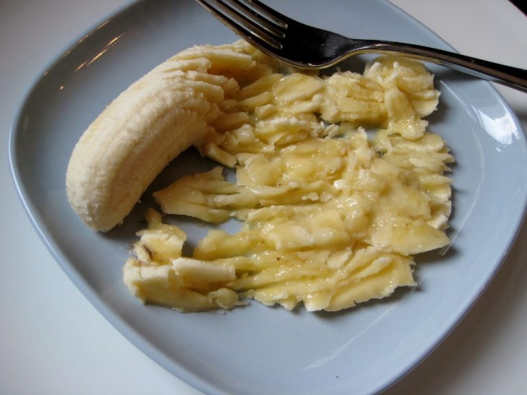 Mash A Banana And Add These 2 Ingredients! You Will Never Cough Again This Winter!