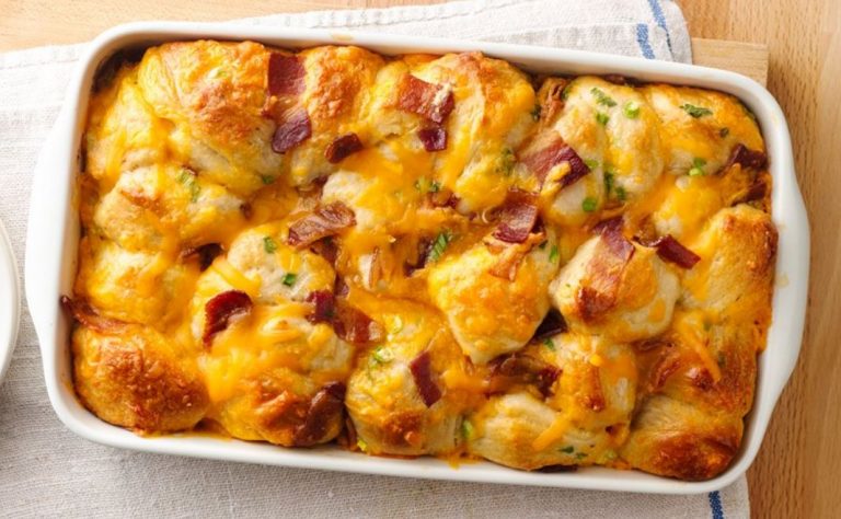 BACON-CHEESE PULL-APARTS