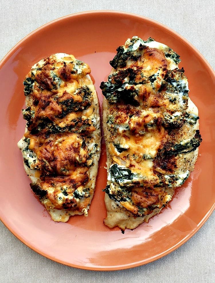 EASY LOW-CARB KETO SPINACH CREAM STUFFED CHICKEN