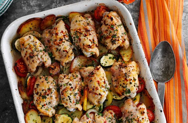 Slimming World’s rustic garlic chicken tray bake