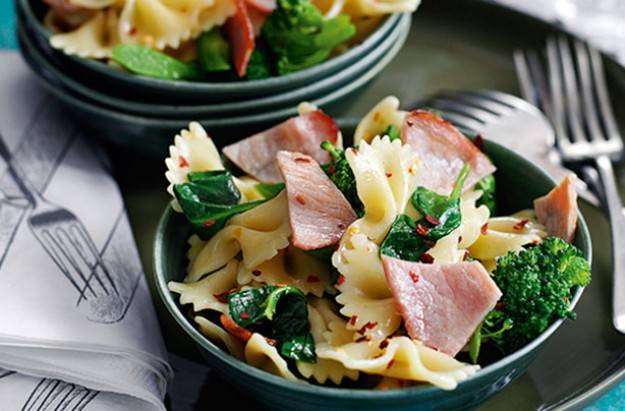 Slimming World’s Bacon and Broccoli Pasta Salad