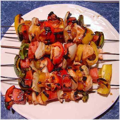 Sticky chicken kebabs (slimming world friendly)