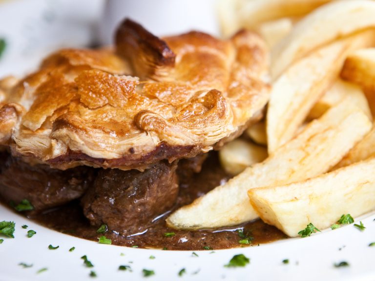 Amazing Steak & Onion Pie – 3 Syns Only