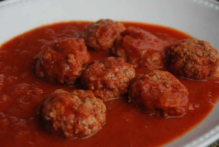 Meatballs in Tomato Sauce
