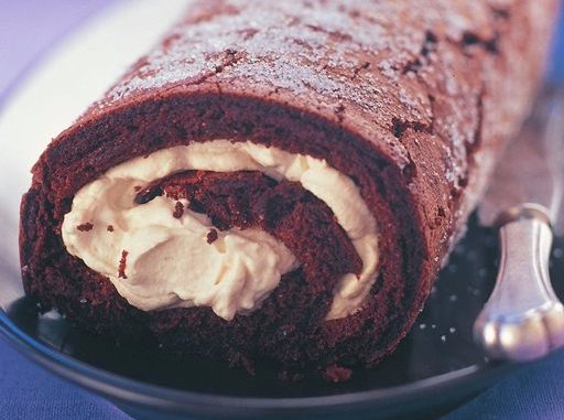 Six Syn Chocolate Roulade