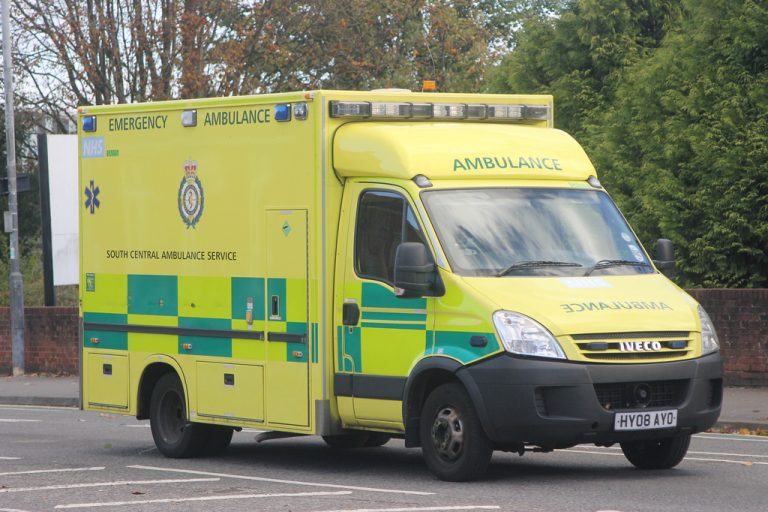 MAN IN HOSPITAL WITH COLLAPSED RECTUM AFTER FORCING OUT POO BEFORE SLIMMING WORLD WEIGH-IN