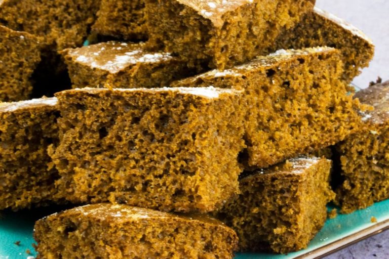 Low Syn Sticky Gingerbread Traybake