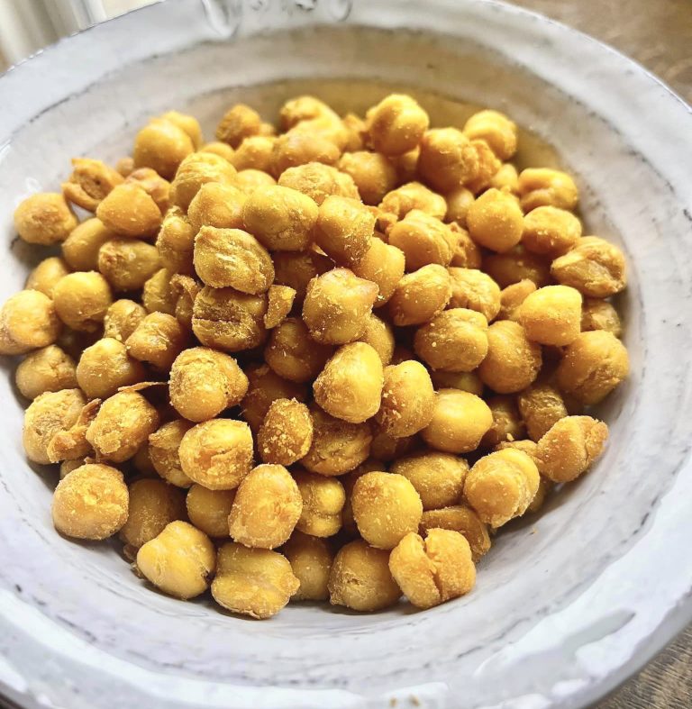 Crispy Air Fryer Chickpeas